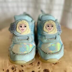 Disney Frozen Light-Up Sneakers Toddler Girls Size 7 – Elsa & Anna Glitter Shoes